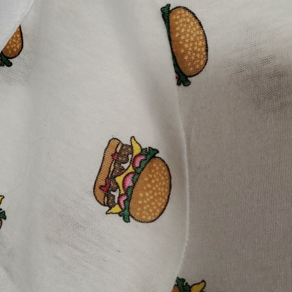 SZ. SMALL FOREVER 21 GRAPHIC T- SHIRT - Picture 2 of 4